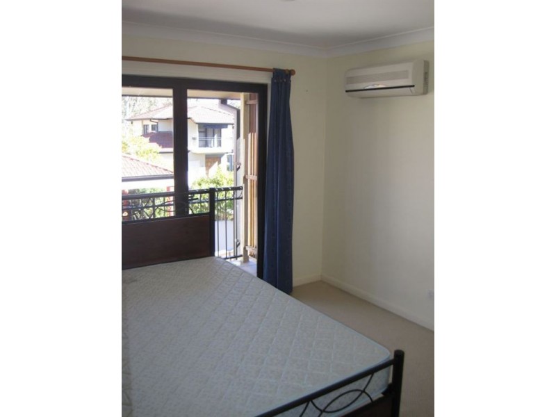 11/278 Indooroopilly Road, Indooroopilly QLD 4068