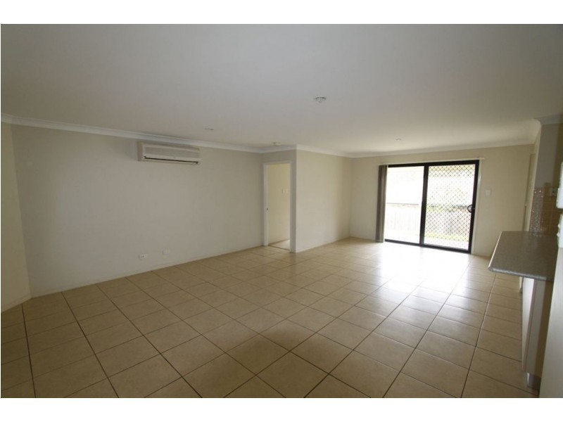 55a Lagoon Cres, Bellbowrie QLD 4070