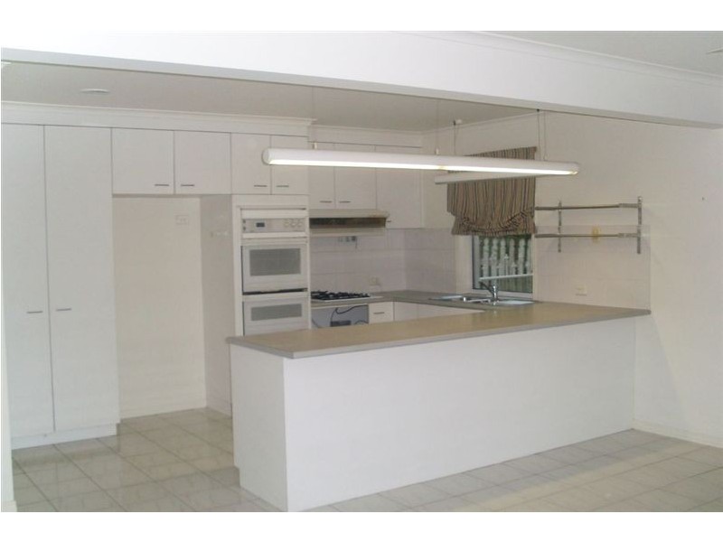 43 Taringa Parade, Indooroopilly QLD 4068