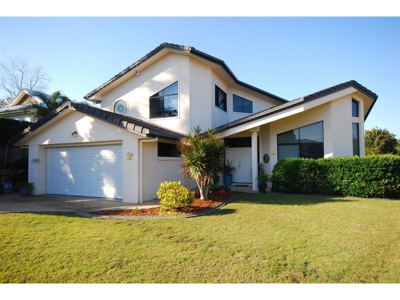 11 Cromwell Cl, Brookfield QLD 4069