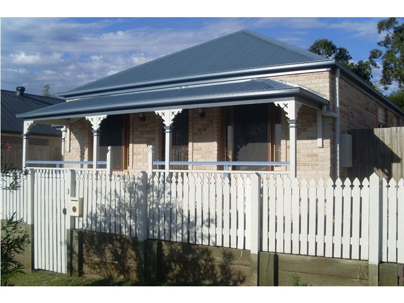 3 Trevi, Springfield Lakes QLD 4300