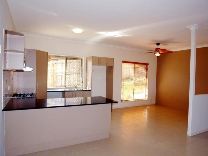 1 Yaggera Pl, Bellbowrie QLD 4070
