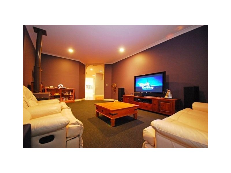 56 Curtis Place, Anstead QLD 4070