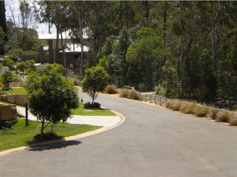 49 Hendos Place, Moggill QLD 4070