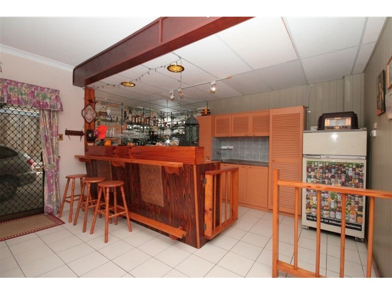 20 Renfrew Street, Hillcrest QLD 4118