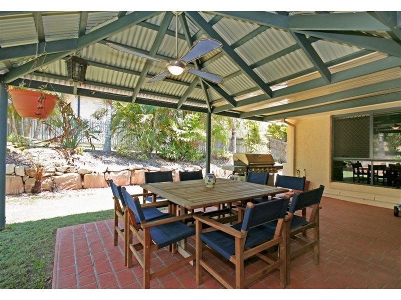 18 Westaway Crescent, Bellbowrie QLD 4070