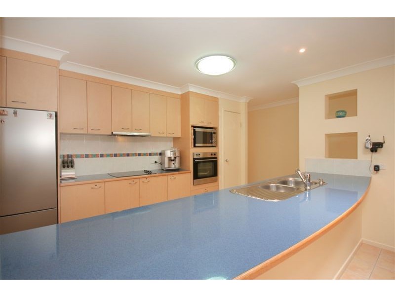 18 Westaway Crescent, Bellbowrie QLD 4070