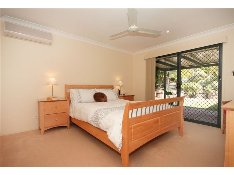 18 Westaway Crescent, Bellbowrie QLD 4070