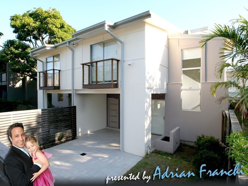 12 Gregory St, Taringa QLD 4068