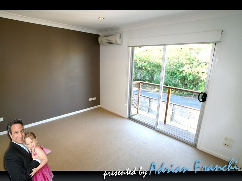 12 Gregory St, Taringa QLD 4068