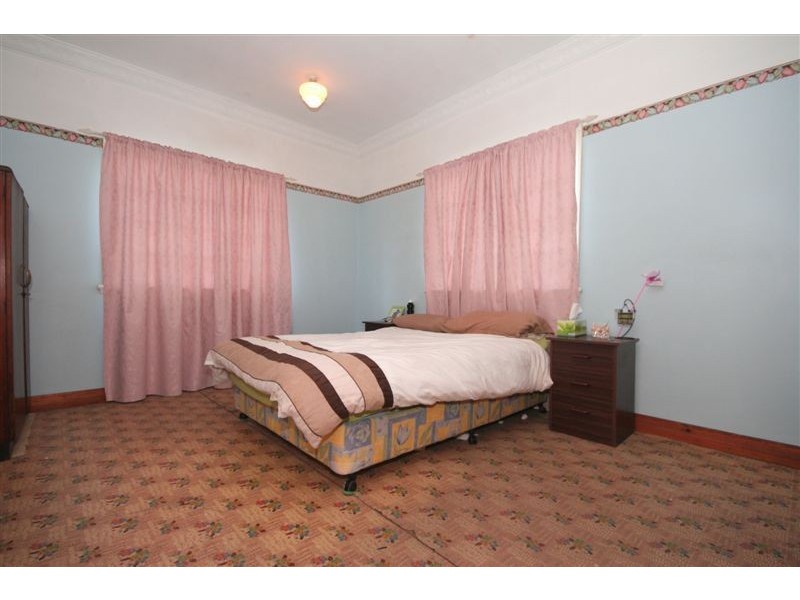 45 Whitworth Rd, Cannon Hill QLD 4170
