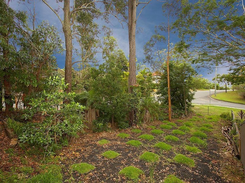 105 Taringa Parade, Indooroopilly QLD 4068