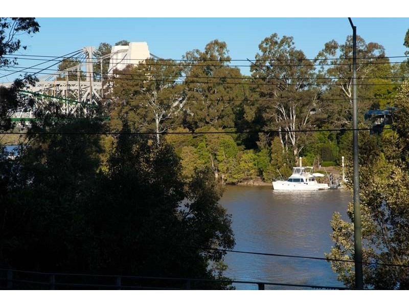 6/27 Radnor St, Indooroopilly QLD 4068