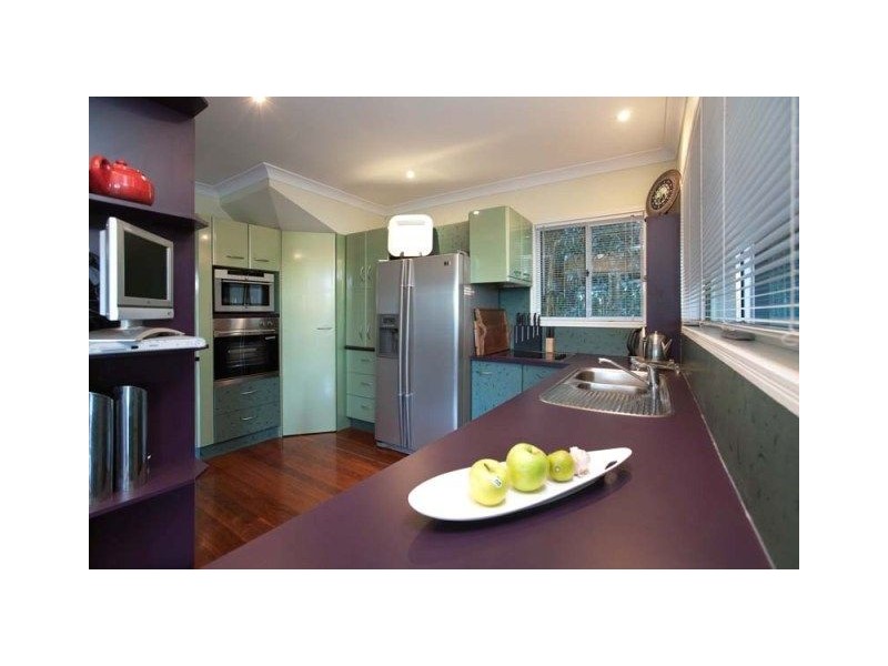 6/27 Radnor St, Indooroopilly QLD 4068