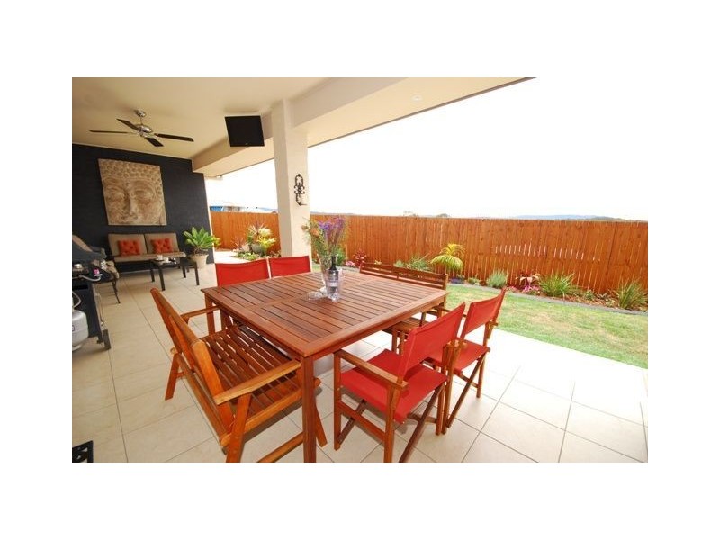 15 Grange Pl, Moggill QLD 4070