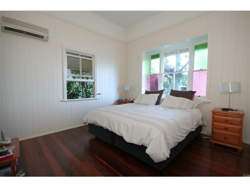 54 Laidlaw Parade, East Brisbane QLD 4169