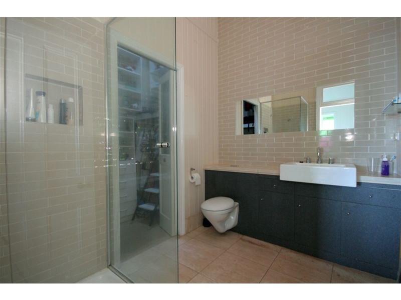 54 Laidlaw Parade, East Brisbane QLD 4169