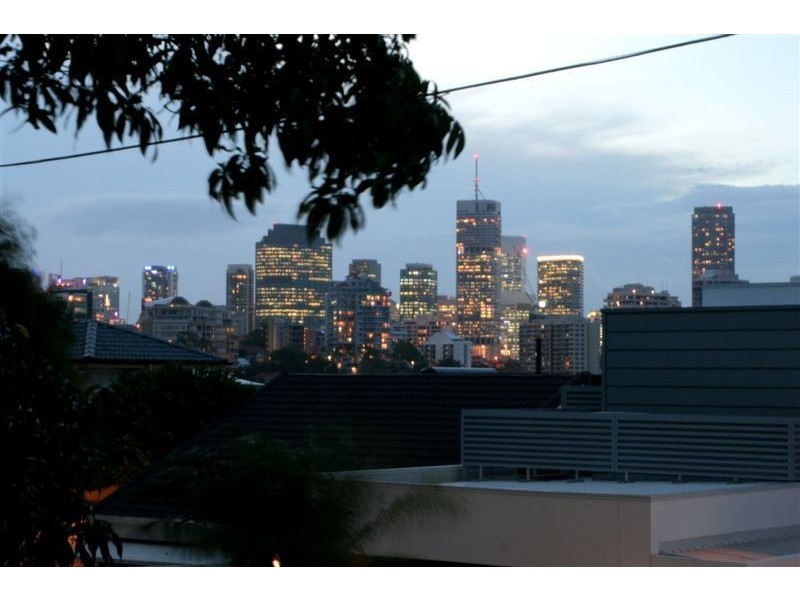 54 Laidlaw Parade, East Brisbane QLD 4169