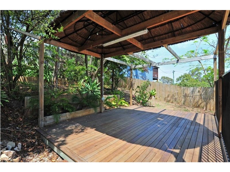 133 Victoria St, Balmoral QLD 4171