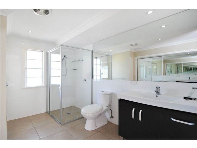 133 Victoria St, Balmoral QLD 4171