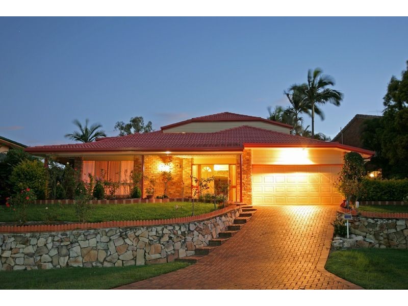 16 Baikal Street, Westlake QLD 4074