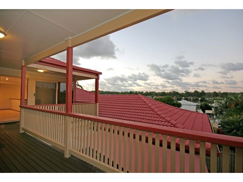 16 Baikal Street, Westlake QLD 4074