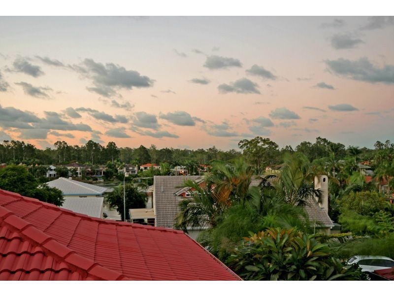 16 Baikal Street, Westlake QLD 4074