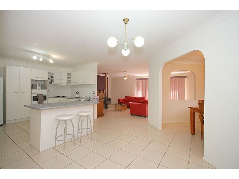 14 Learmonth Court, Hillcrest QLD 4118