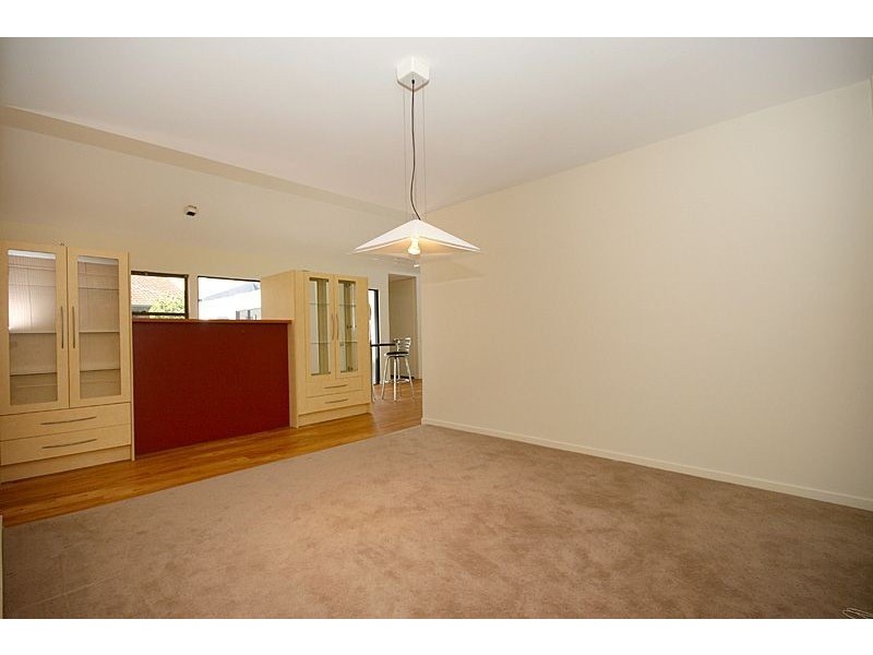 16 Carnegie St, Westlake QLD 4074