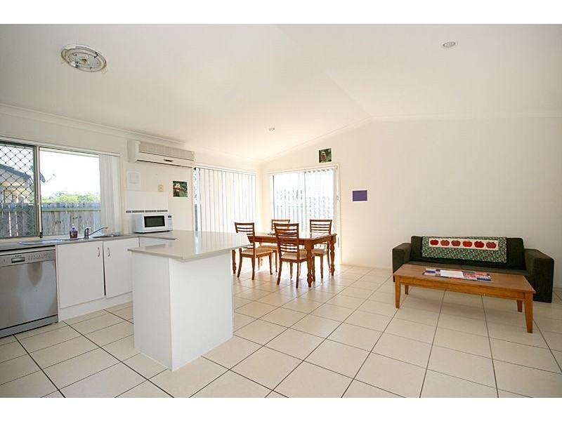 14 Chasbet St, Marsden QLD 4132