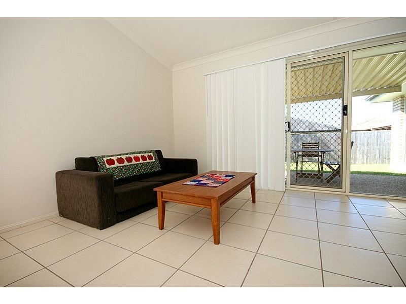 14 Chasbet St, Marsden QLD 4132