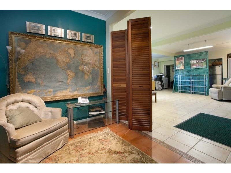 6/27 Radnor St, Indooroopilly QLD 4068