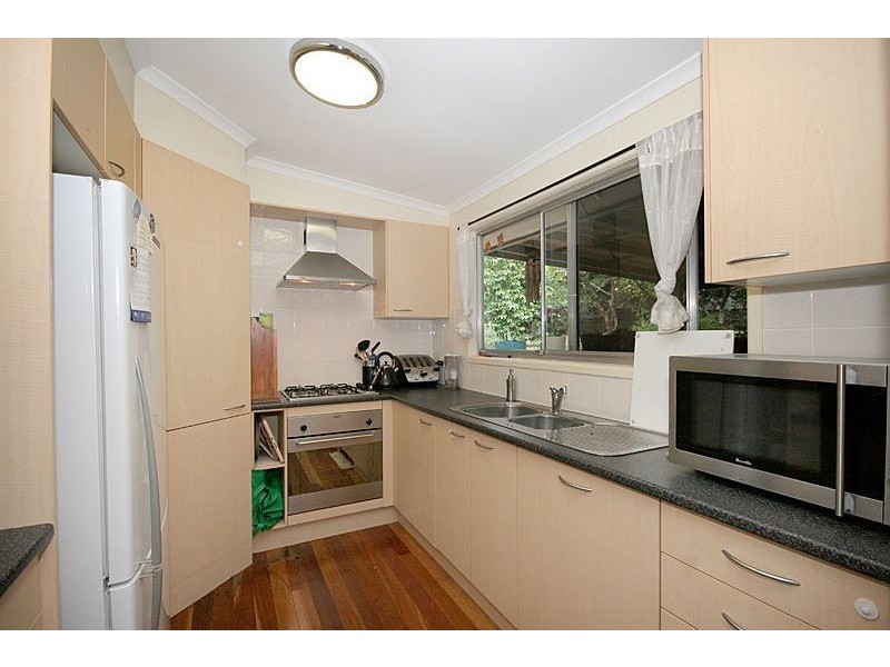 30 Almeida St, Indooroopilly QLD 4068