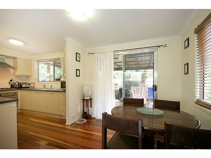 30 Almeida St, Indooroopilly QLD 4068