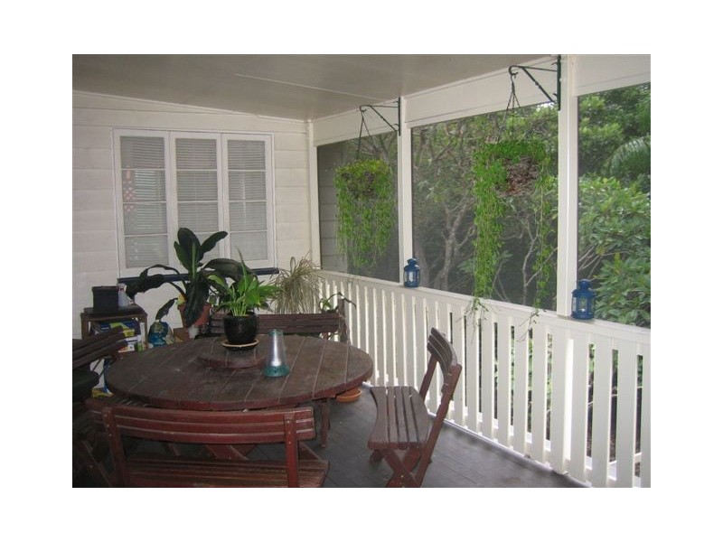 160 Taringa Parade, Indooroopilly QLD 4068