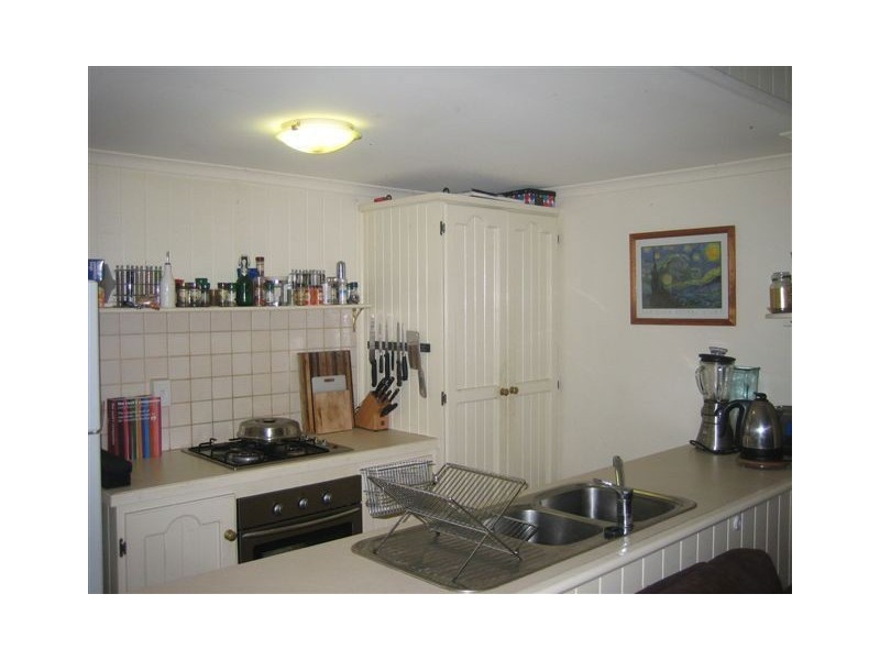 160 Taringa Parade, Indooroopilly QLD 4068