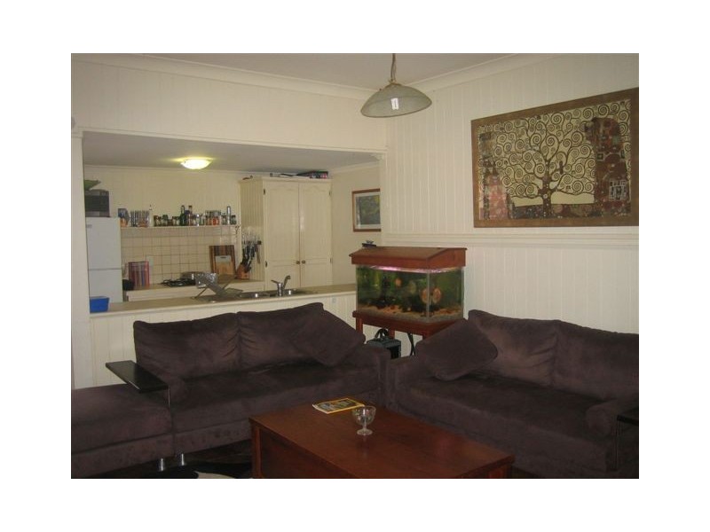 160 Taringa Parade, Indooroopilly QLD 4068