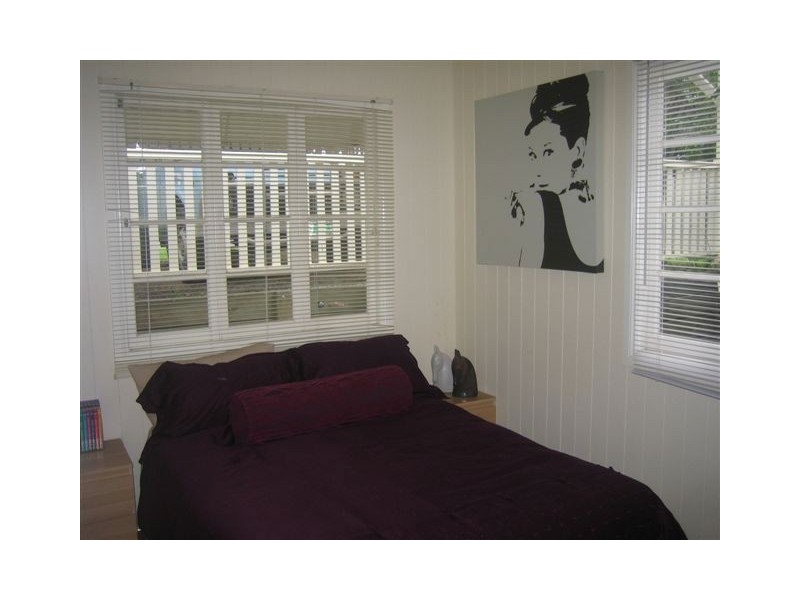 160 Taringa Parade, Indooroopilly QLD 4068