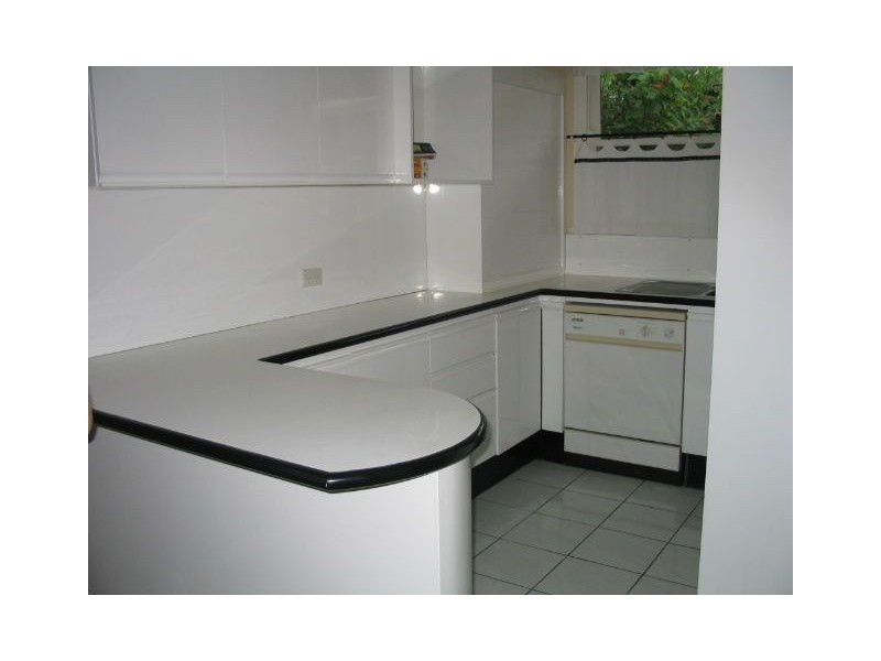 10 Blackstone, Indooroopilly QLD 4068