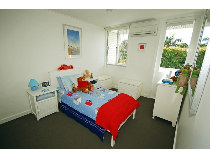 11 Montclair St, Aspley QLD 4034