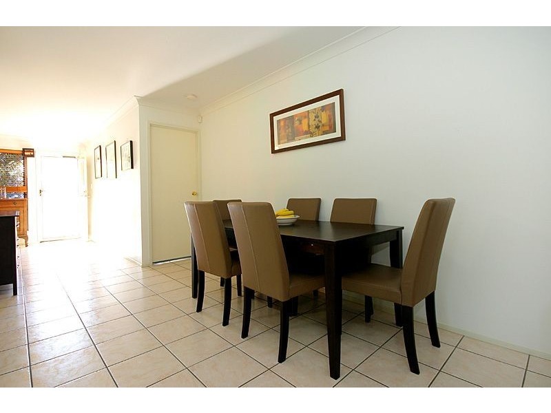 51 Argule St, Hillcrest QLD 4118