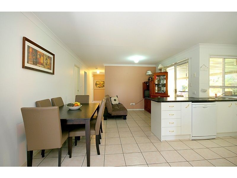 51 Argule St, Hillcrest QLD 4118