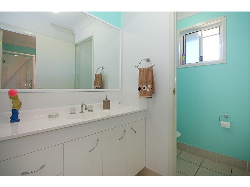 51 Argule St, Hillcrest QLD 4118