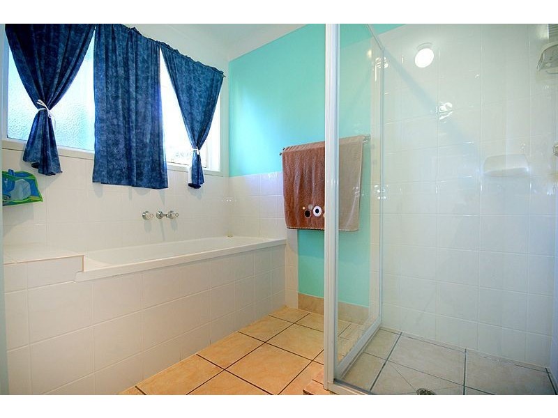 51 Argule St, Hillcrest QLD 4118