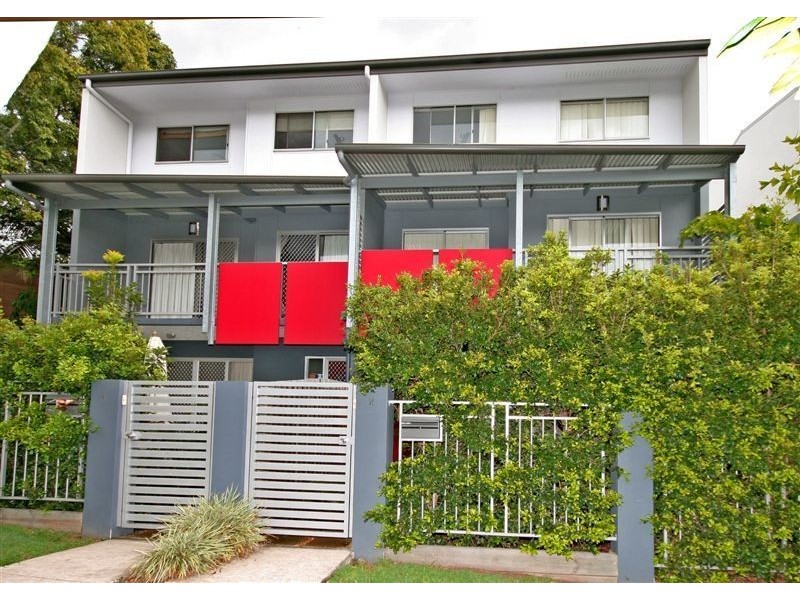 2/97 Primrose St, Sherwood QLD 4075