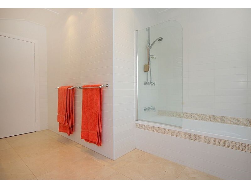 425 Oxley Rd, Sherwood QLD 4075