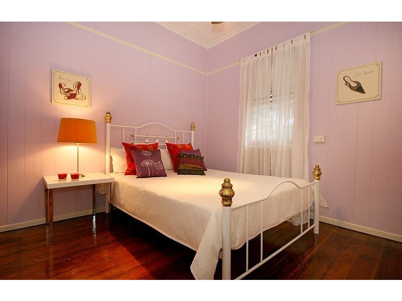 425 Oxley Rd, Sherwood QLD 4075