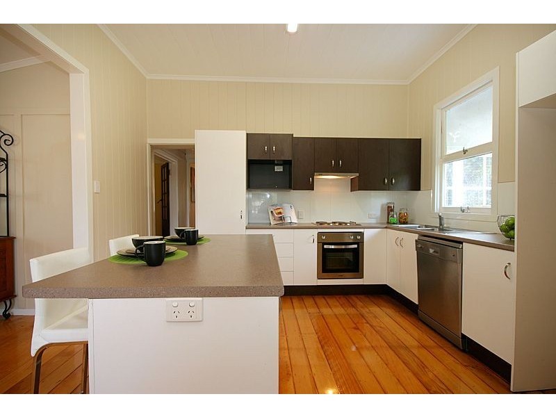 425 Oxley Rd, Sherwood QLD 4075