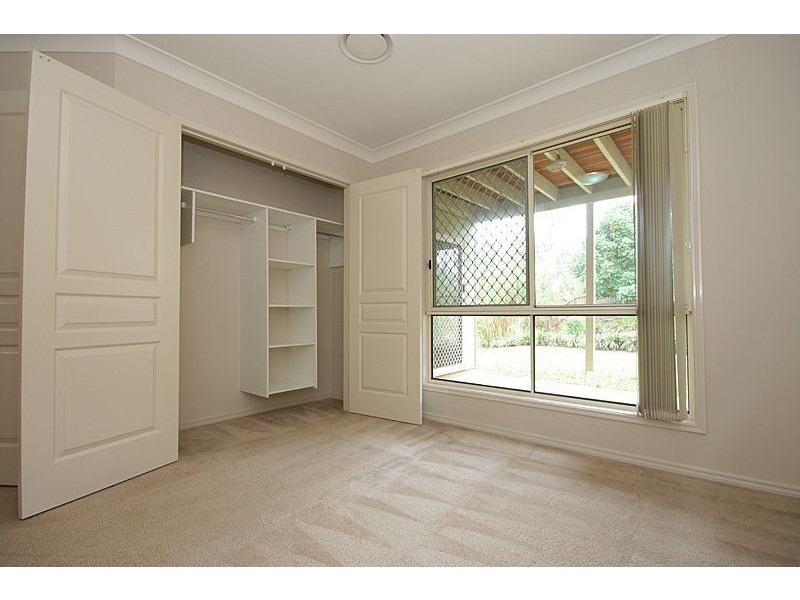 11 Kate St, Indooroopilly QLD 4068