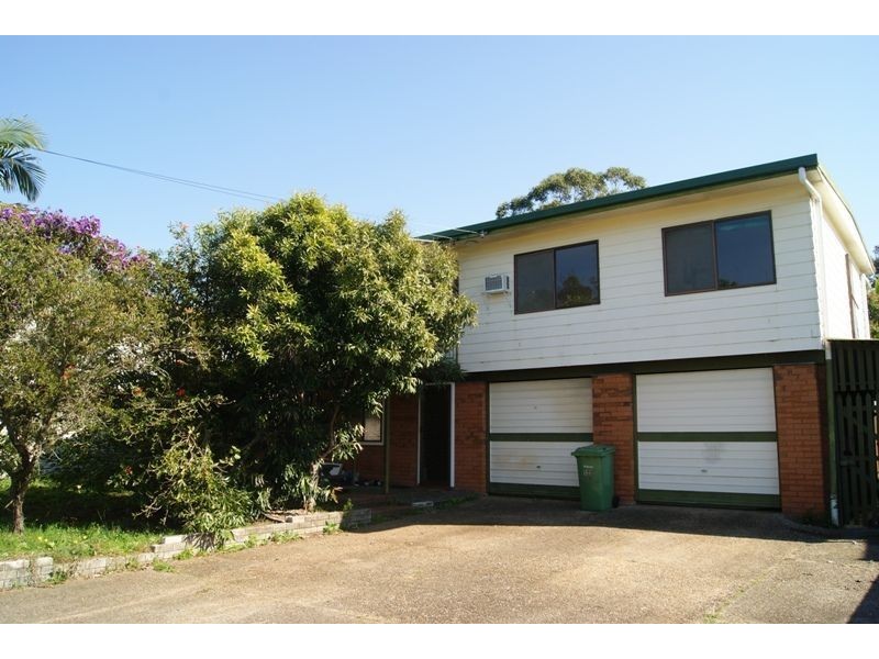 12 Hakea St, Crestmead QLD 4132